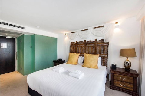 The Nest - Bohemian Space In Northbridge With Roof Terrace - e-Seniors 1