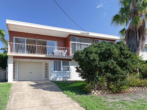 The Norburn', 3 Norburn Avenue - Aircon, Boat Parking, Close To Water & Clubs - e-Seniors 1