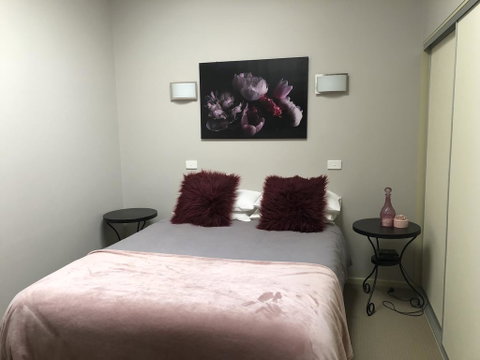The Old Coolstore - Jonathon Apartment - e-Seniors 3