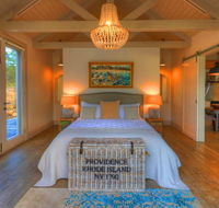 The Peninsula Experience - e-Seniors