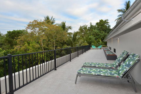 The Port Douglas Beach House - e-Seniors 2