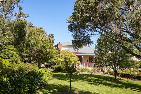 The Potters Garden B&B - e-Seniors 2