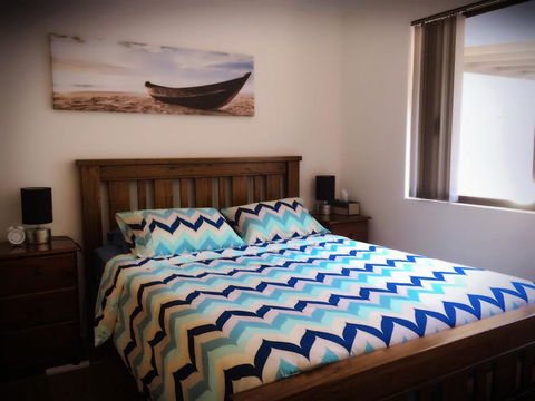 The Royal Dolphin Holiday Home - e-Seniors 1