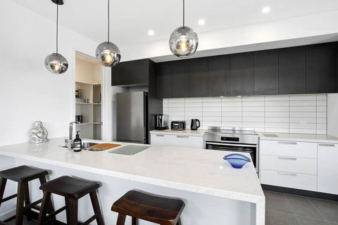 The Ryan Geelong CBD - e-Seniors 1