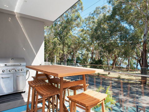 The Seahorse @ Nelson Bay - e-Seniors 1