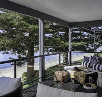 The Seaview - Designer Beachfront House - e-Seniors
