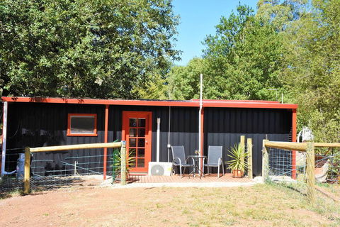 The Shelter Shed Garden Studio Apartment - e-Seniors 2