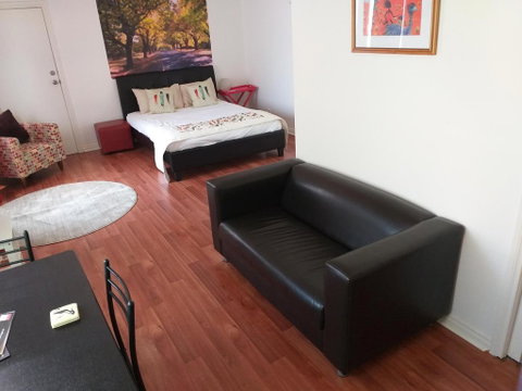 The Shelter Shed Garden Studio Apartment - e-Seniors 1