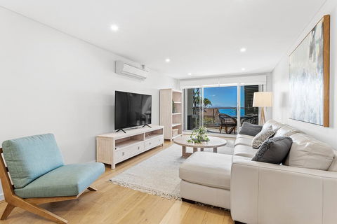 The Shoal Apartments Unit 306 6 Bullecourt - e-Seniors 1