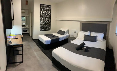 The Stuart Hotel-Motel - e-Seniors 3