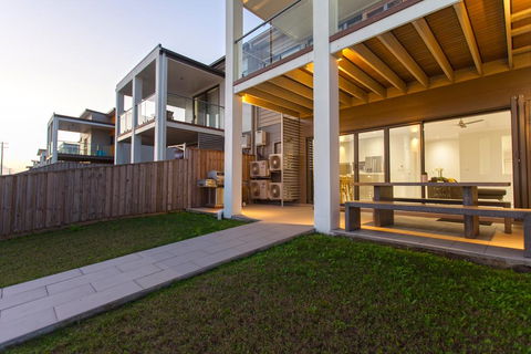 The Suite By The Cablepark - e-Seniors 1