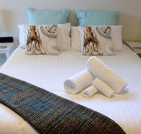 THE TIN SHED Couples accommodation at Bay of Fires - e-Seniors