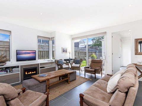 The Townhouse - e-Seniors 2