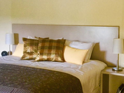 The Woodbridge Tasmania - e-Seniors 2