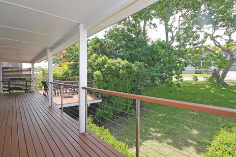 Thurlow Beach House With Pool - Stroll To CBD And Dutchies Beach - e-Seniors 1