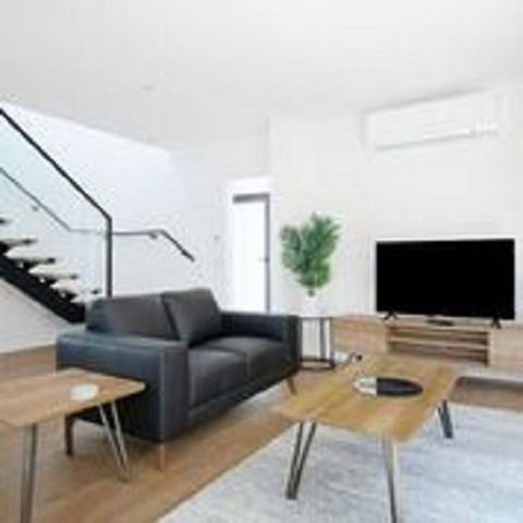 Timor Street Apartments - e-Seniors 1