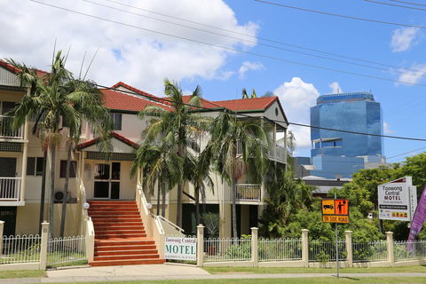 Toowong Central Motel Apartments - e-Seniors 0