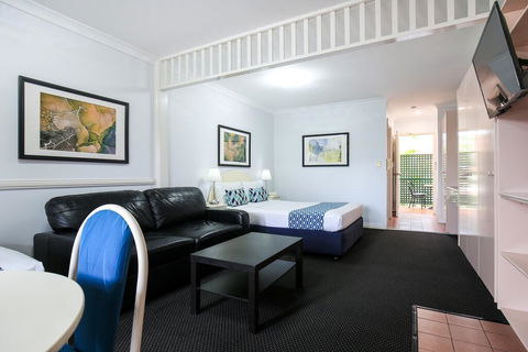 Toowong Central Motel Apartments - e-Seniors 2