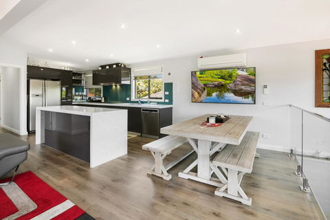 Top Class Beach Front Tootgarook - e-Seniors 2