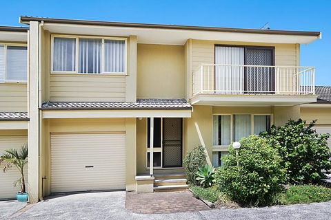Toowoon Bay Townhouse, Unit 6 - e-Seniors 0