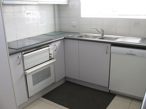 Toowoon Beach View 3br Villa 4 Just Steps To Beach With Views - e-Seniors 1