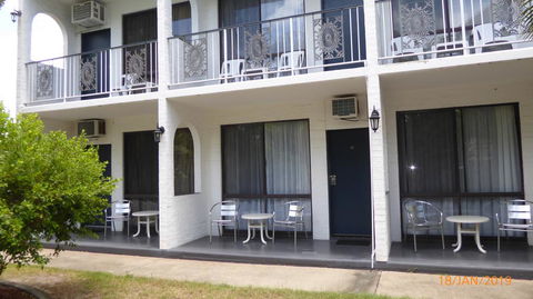 Tower Court Motel - e-Seniors 3