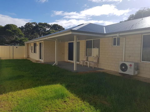 Towncrackers Guest House - e-Seniors 1