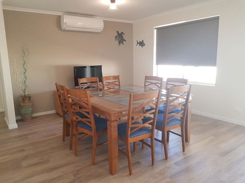 Towncrackers Guest House - e-Seniors 2