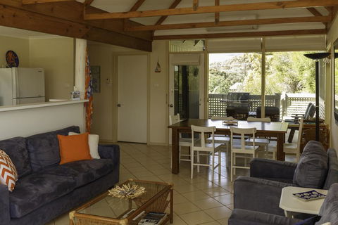 Tranquillity On Riverview - 33 Riverview Drive - e-Seniors 2