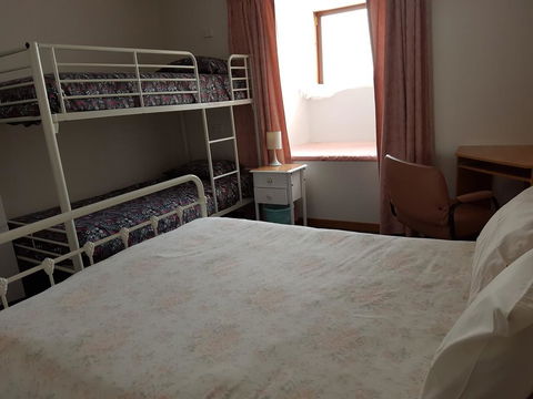 Traplins Accomodation - e-Seniors 2