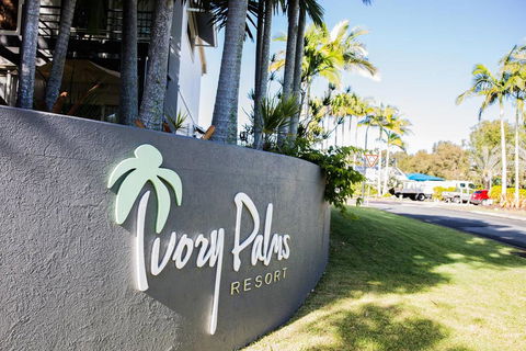 Tropical Getaway In 3 Bedroom Unit In 4 Star Resort - e-Seniors 1