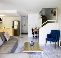Tropical Getaway in 3 Bedroom Unit in 4 star Resort - e-Seniors