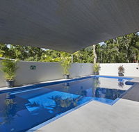 Tropical private holiday house with pool - e-Seniors