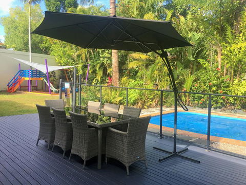 Tropical Private Open Space At Trinity - e-Seniors 0