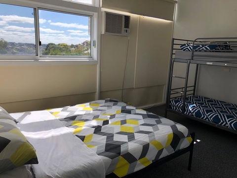 Turn-in Motel - e-Seniors 2