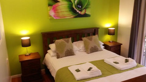 Turtle Reef Bed & Breakfast Cairns - e-Seniors 3