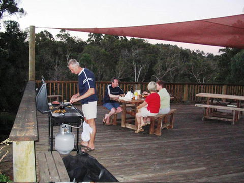 Tweed Valley Lodge - e-Seniors 3