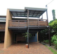 Two Sands Town House - e-Seniors