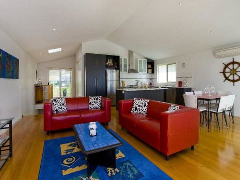 Two Views - e-Seniors 3