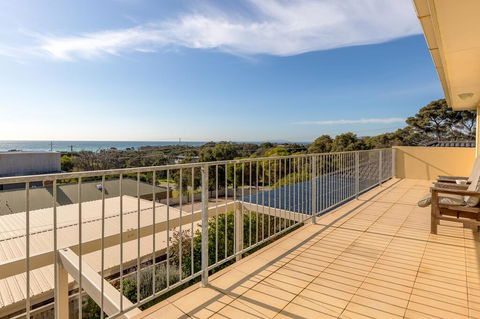 Tyrone Beach Retreat, VIEWS - e-Seniors 0