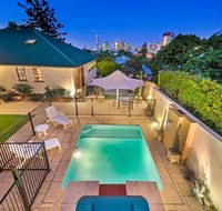 Ultimate Family Home - 3 Bedroom Lux Retreat with Private Pool Spa and Incredible Views - e-Seniors