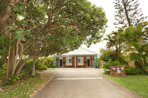 Unit 1/14 Tamarindus Street Marcoola Beach, Pet Friendly, 300 BOND, Linen Supplied - e-Seniors 0