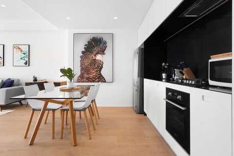 Urban Rest - Bondi Central Apartments - e-Seniors 2