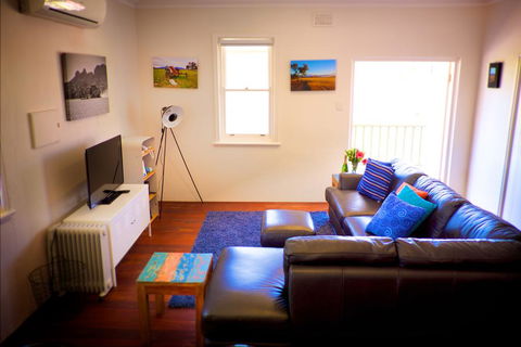 UrbanStyle Claremont Apartment - e-Seniors 2