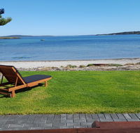 Vandy's shack at Mount Dutton Bay - ideal for couples and small families - e-Seniors