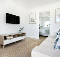 Ventura Beach Motel - 1 Bedroom - e-Seniors