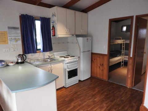 Victoria Lake Holiday Park - e-Seniors 3