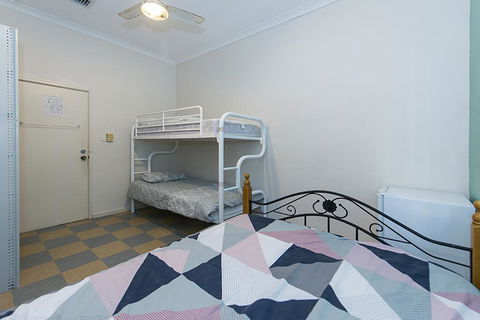 Victoria Park Lodge - e-Seniors 1