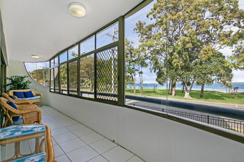 Views, Pool, Air Conditioning - Karoonda Sands Welsby Pde, Bongaree - e-Seniors 0