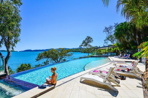 Villa 16 The Edge On Hamilton Island - e-Seniors 1